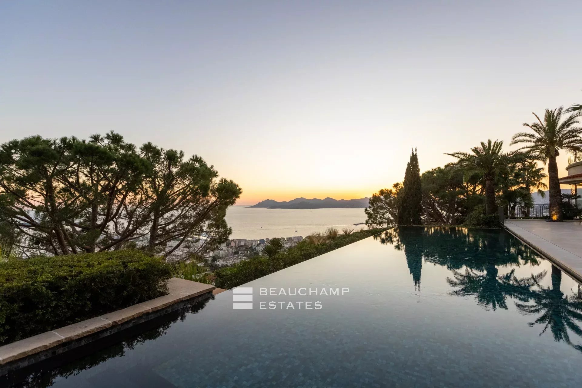 Cannes – Villa Belle Époque – 12 Bedrooms Cannes – Villa Belle Époque – 12 Bedrooms