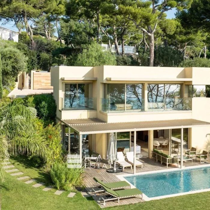 Cap d&rsquo;Antibes – 4 chambres – Villa contemporaine