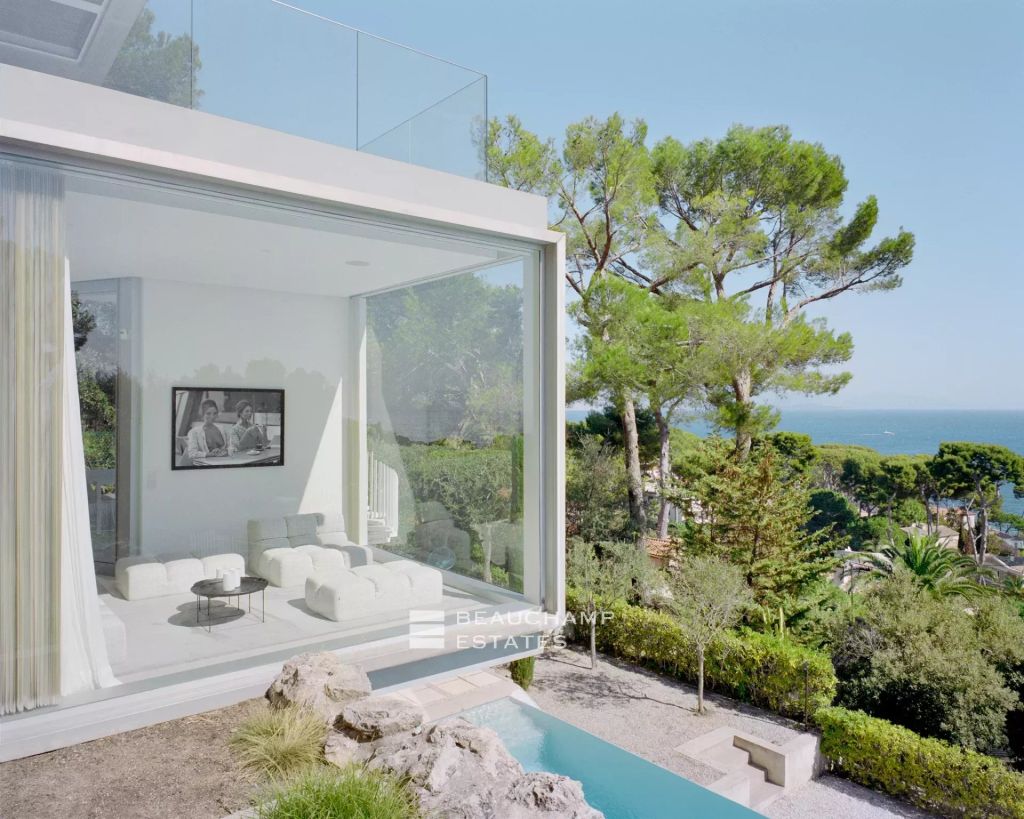 Cap d’Antibes 5-bedroom architect-designed villa
