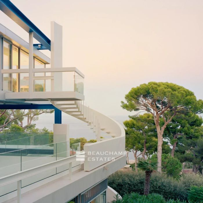 Cap d’Antibes 5-bedroom architect-designed villa