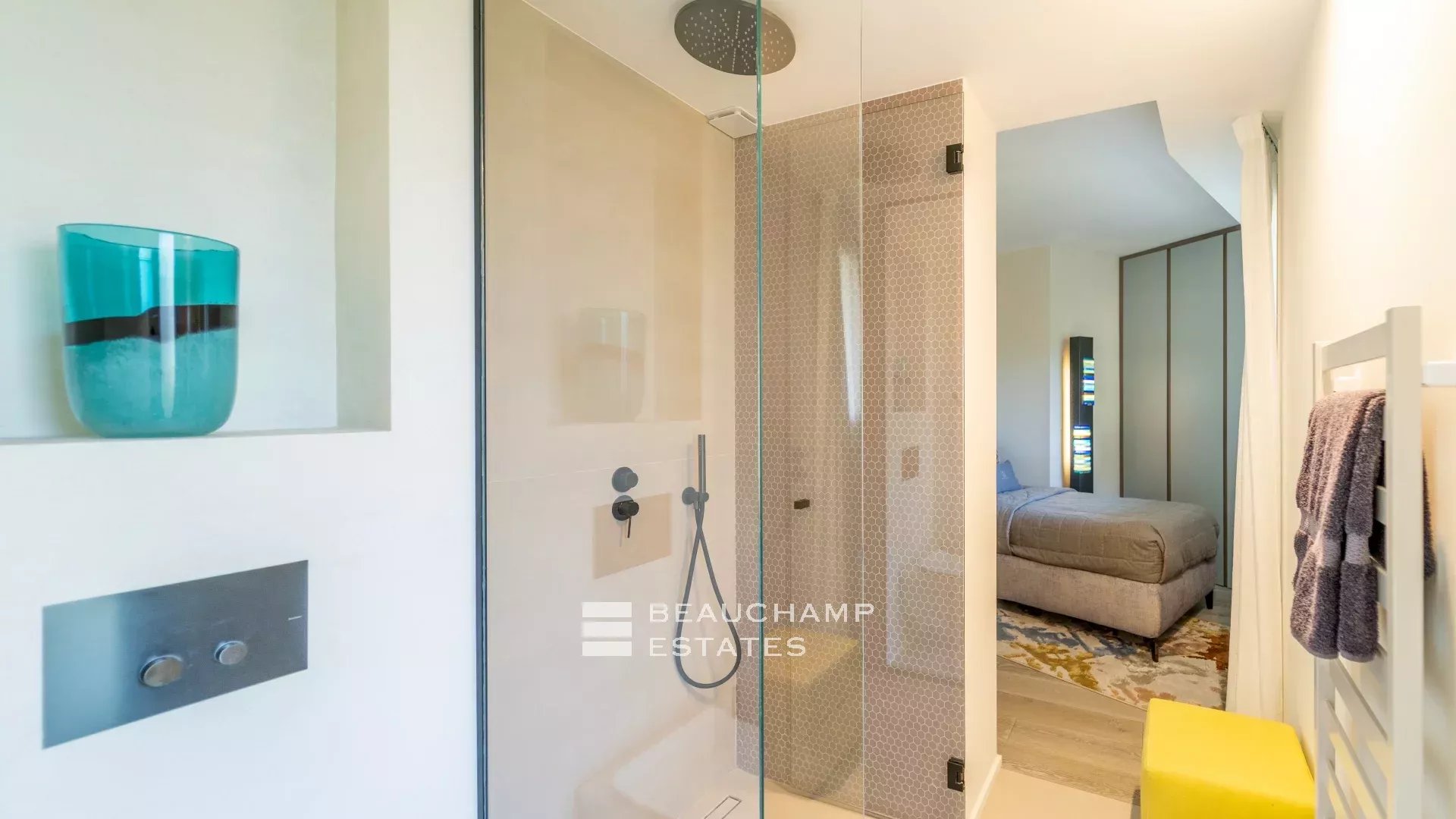 Appartement cap d’antibes vue mer Cap d’Antibes apartment with sea view