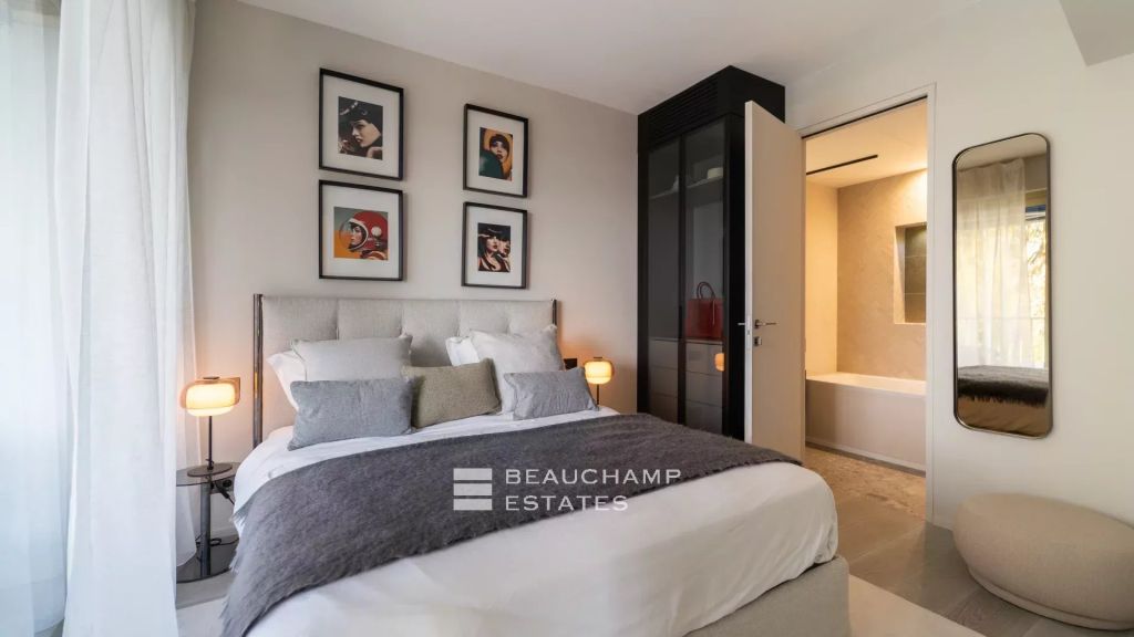 Cap d’Antibes apartment with sea view