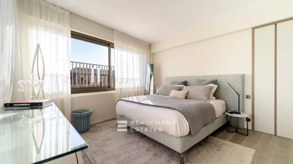 Cap d’Antibes apartment with sea view