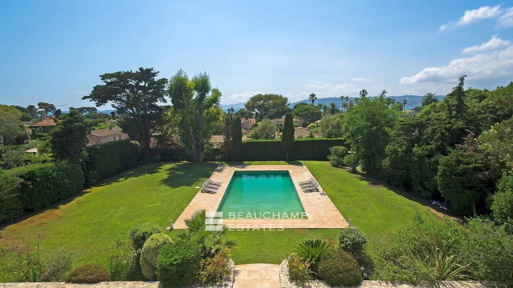 Cap d’Antibes Bastide with 6 bedrooms