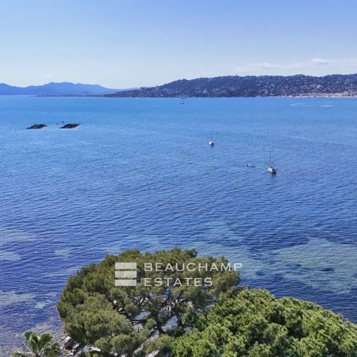 Cap d&rsquo;Antibes – villa avec piscine à pied des plages