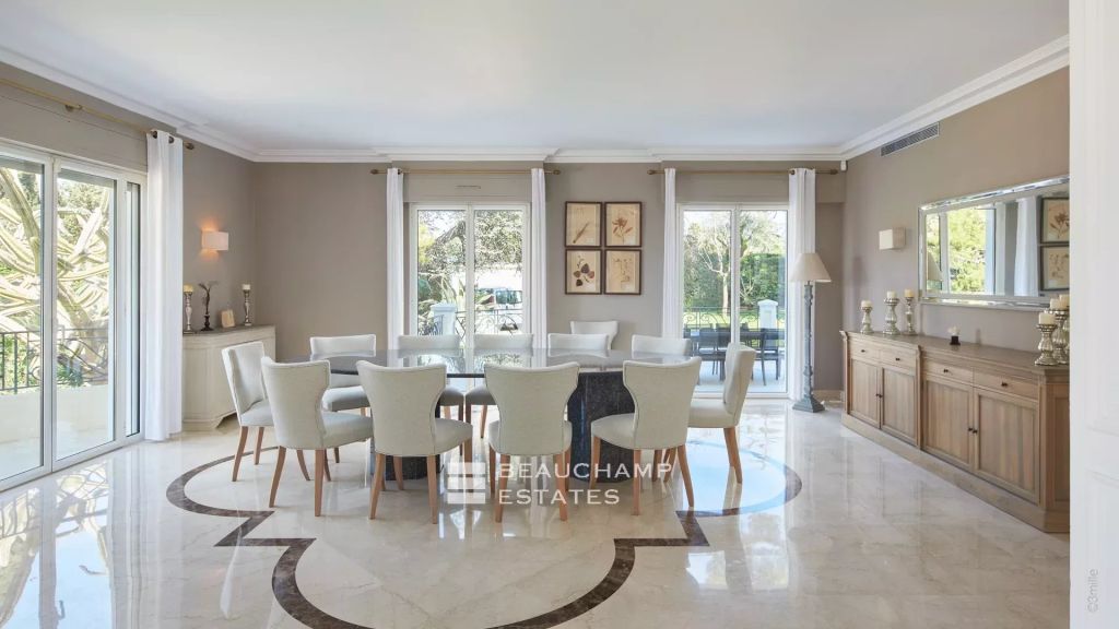 Cap d’Antibes, west side awesome waterfront property