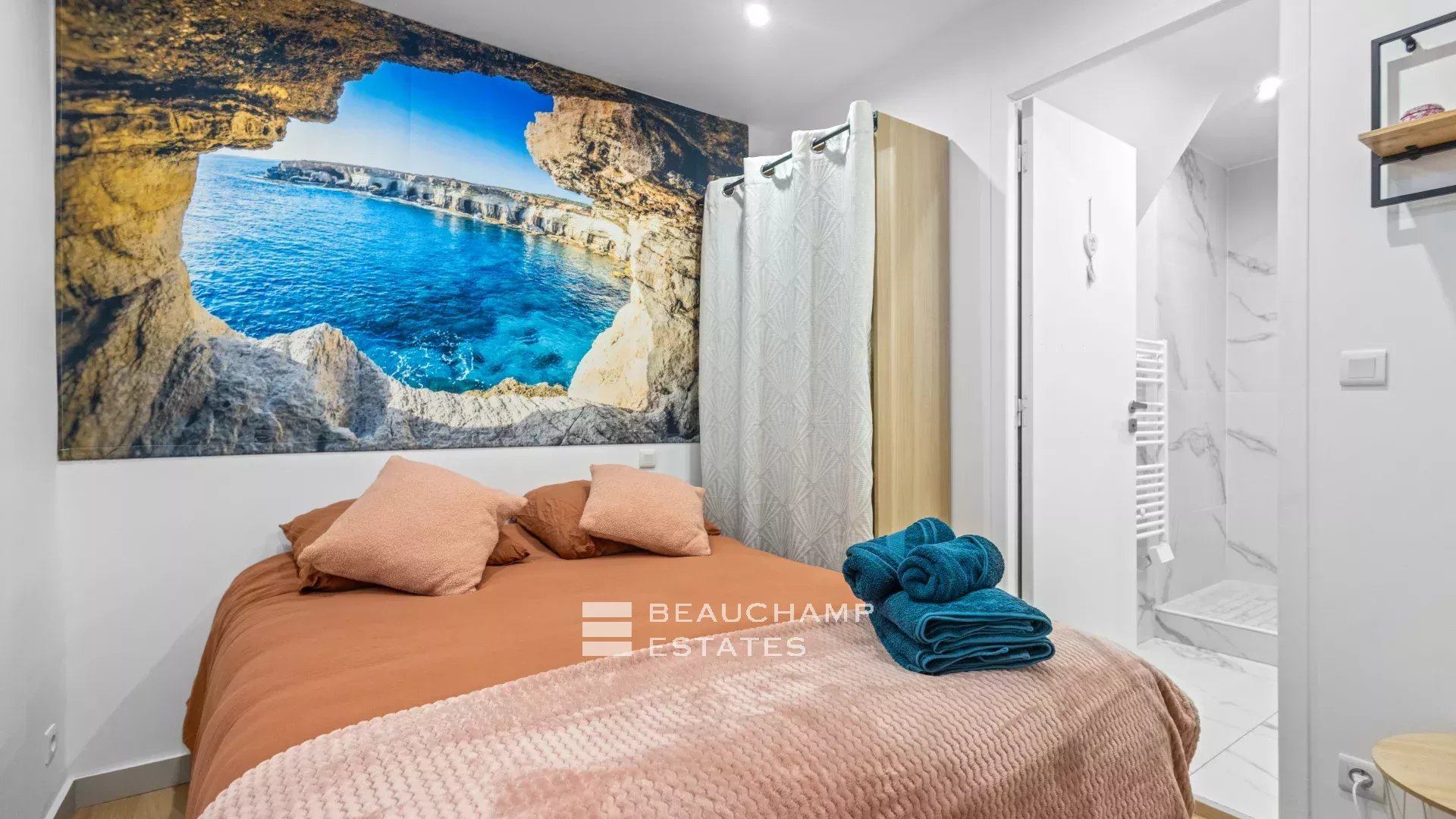 Charmant appartement 2 chambres en suite – Cannes Centre Charming 2 bedroom apartment in suite – Cannes Centre