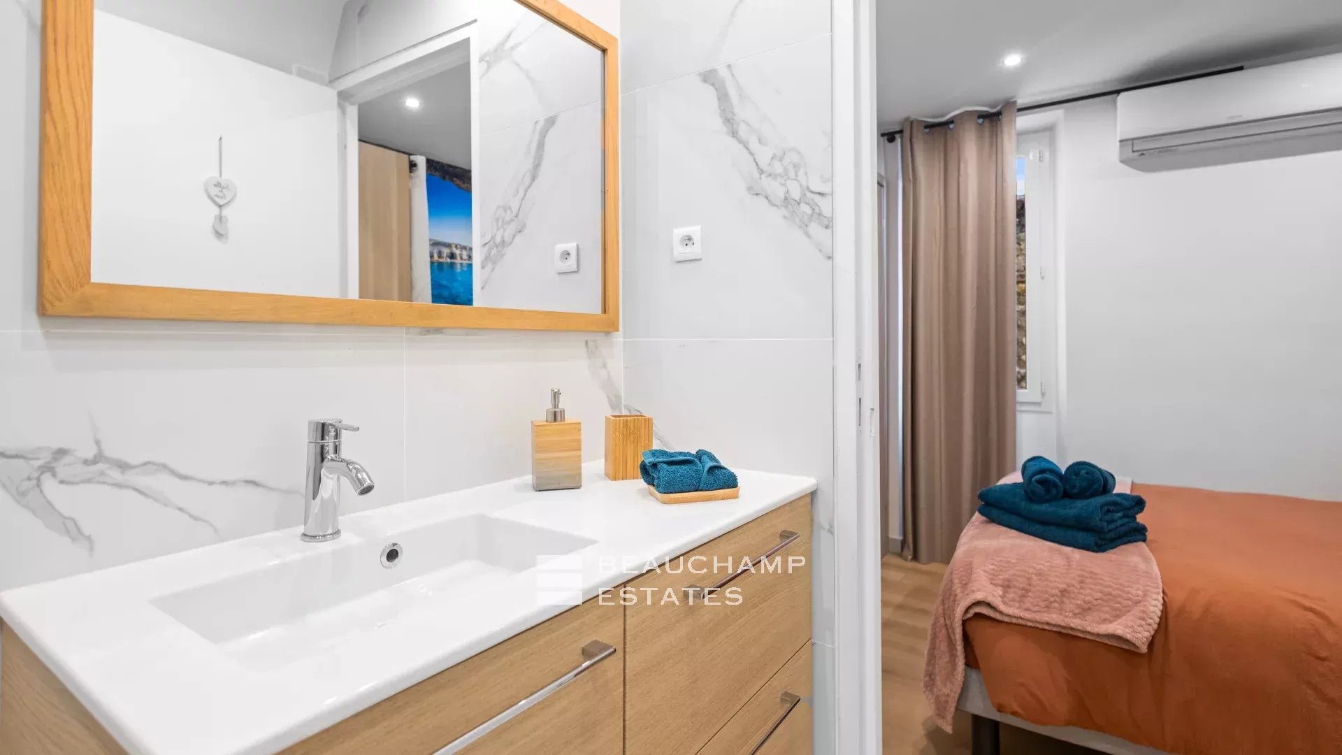 Charmant appartement 2 chambres en suite – Cannes Centre Charming 2 bedroom apartment in suite – Cannes Centre