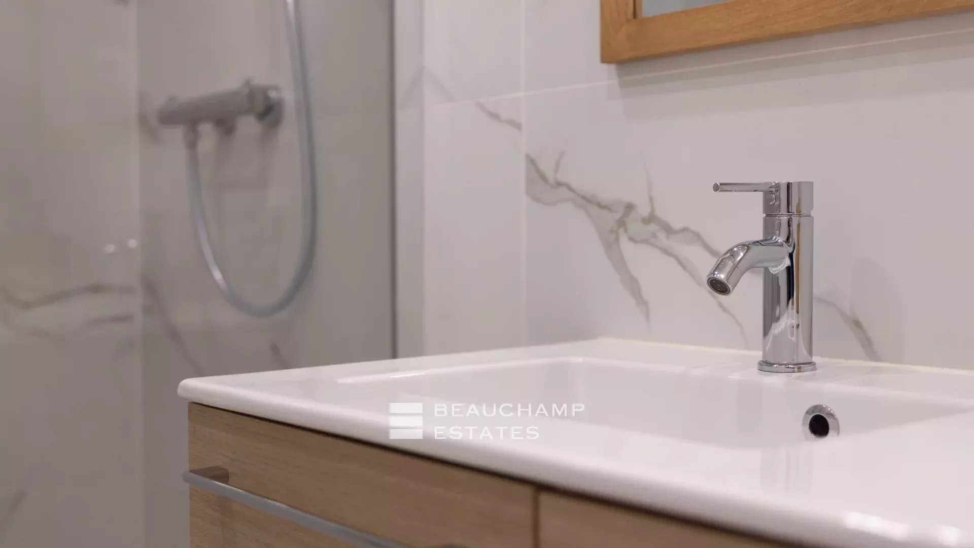 Charmant appartement 2 chambres en suite – Cannes Centre Charming 2 bedroom apartment in suite – Cannes Centre