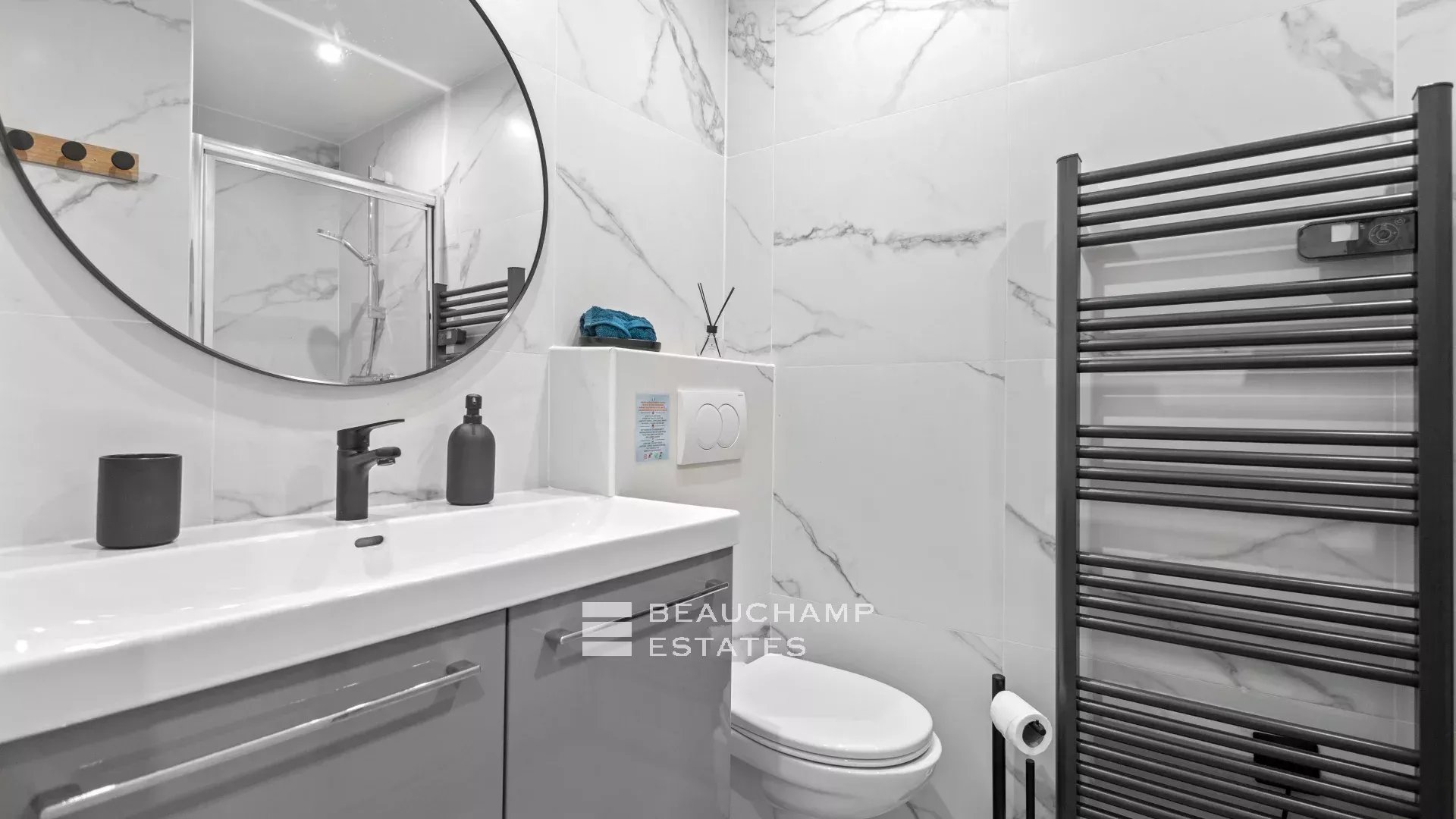 Charmant appartement 2 chambres en suite – Cannes Centre Charming 2 bedroom apartment in suite – Cannes Centre