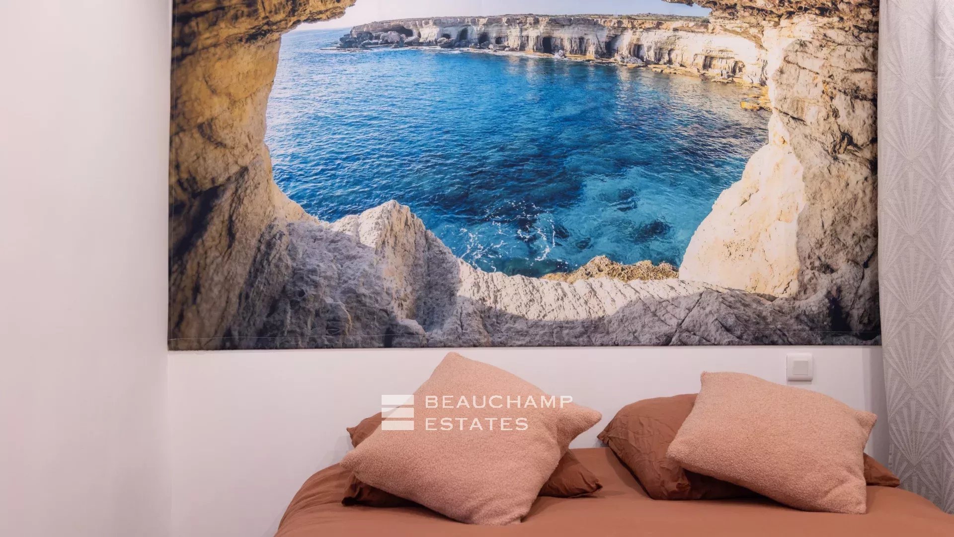 Charmant appartement 2 chambres en suite – Cannes Centre Charming 2 bedroom apartment in suite – Cannes Centre