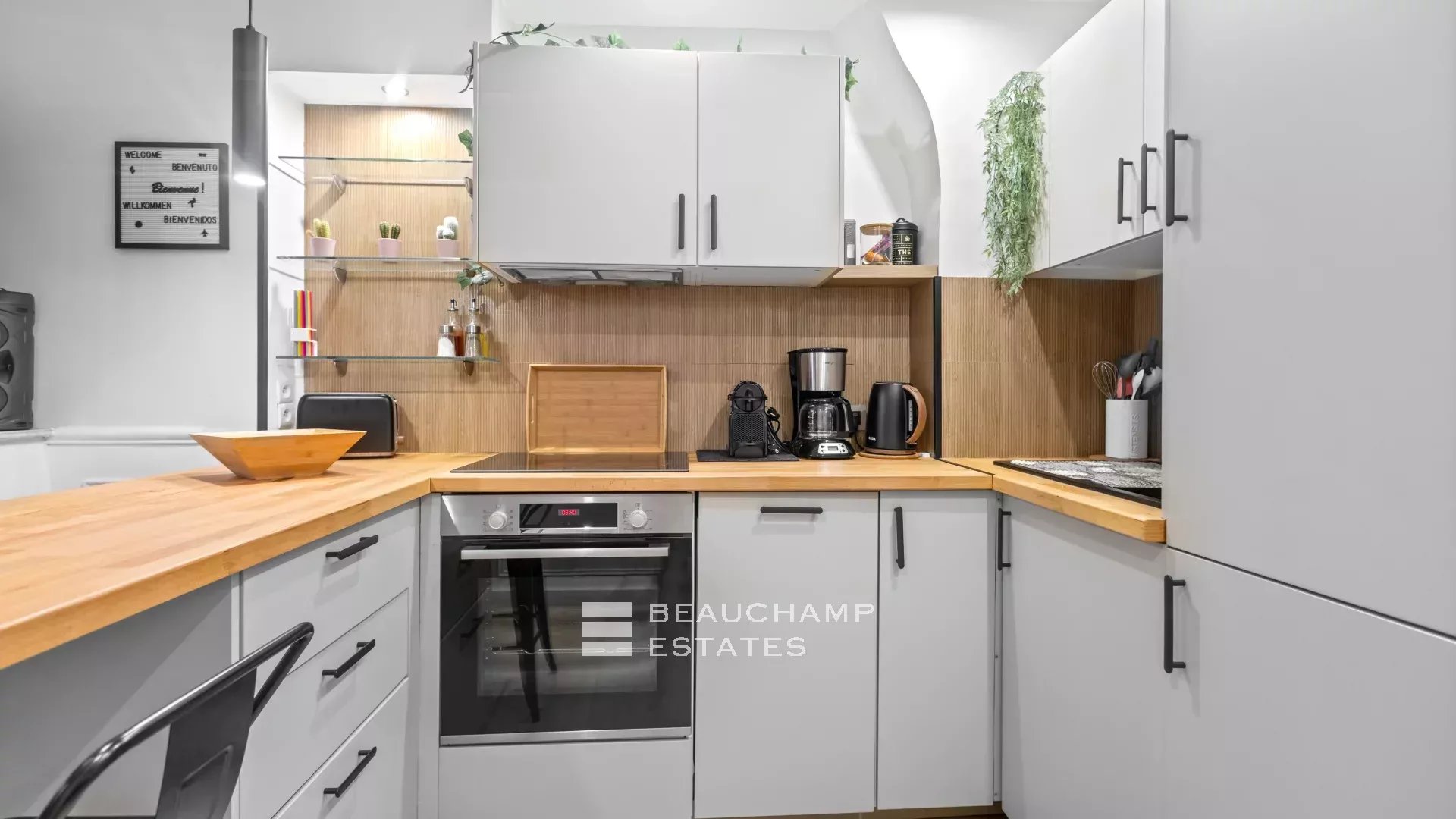 Charmant appartement 2 chambres en suite – Cannes Centre Charming 2 bedroom apartment in suite – Cannes Centre