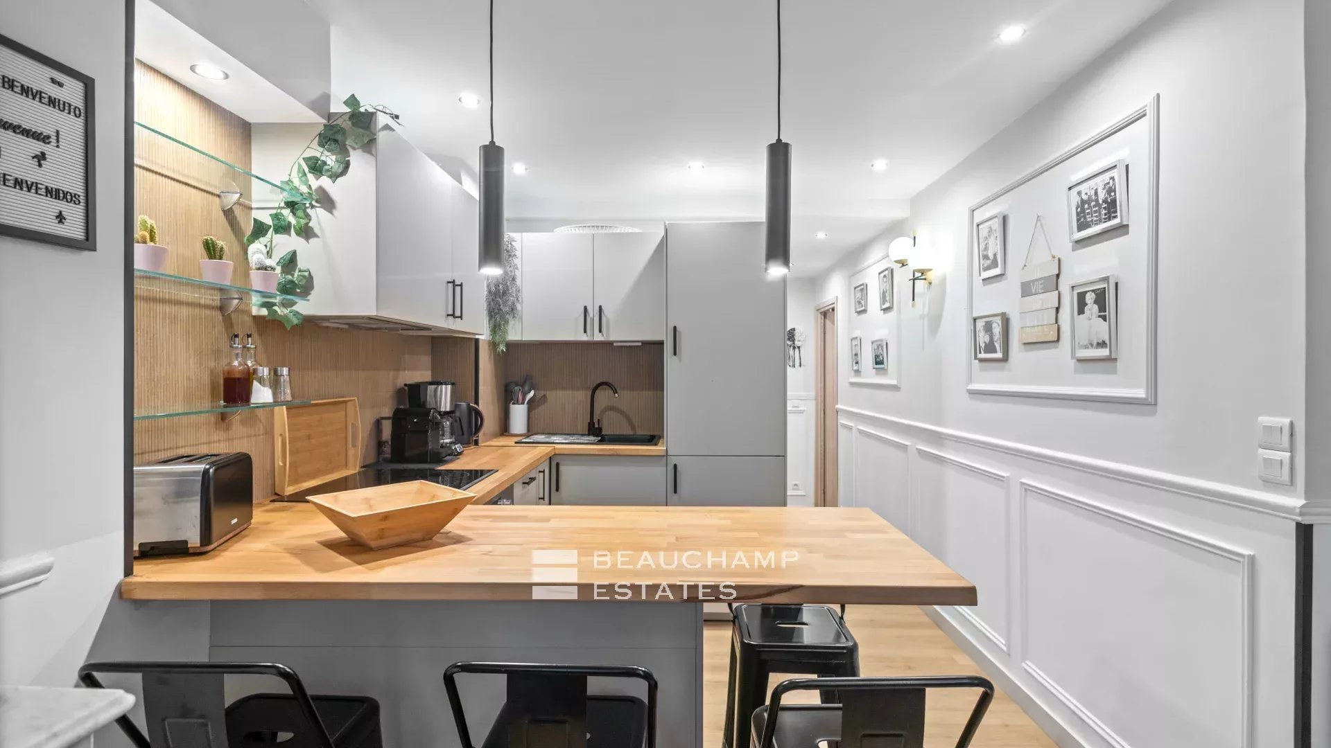 Charmant appartement 2 chambres en suite – Cannes Centre Charming 2 bedroom apartment in suite – Cannes Centre