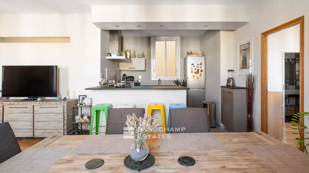 Charming 3 bedroom apartments – Cannes center