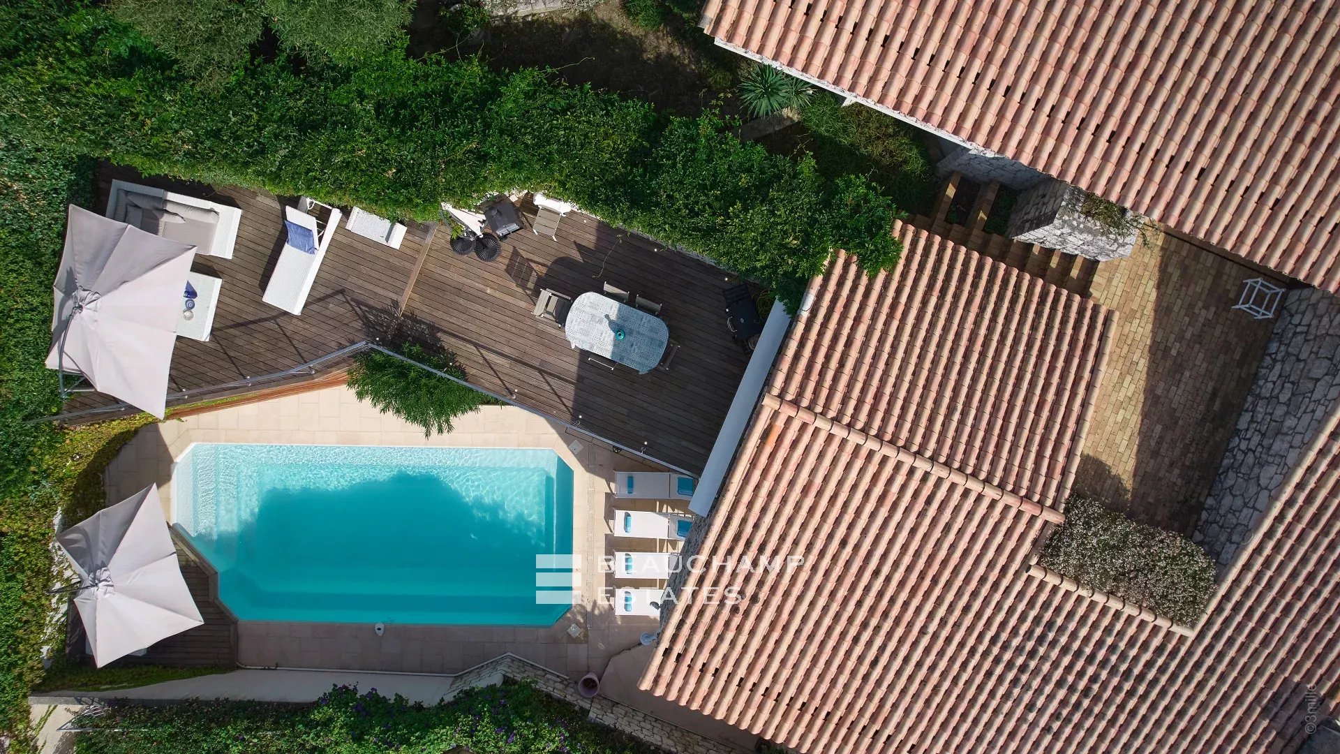 Charming 3 bedroom villa with pool and terraces – Cannes Monfleurry Charming 3 bedroom villa with pool and terraces – Cannes Monfleurry