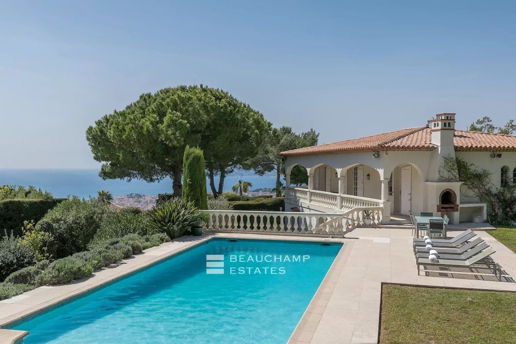 Charming 4-bedroom Provençal villa in the hills of Cannes