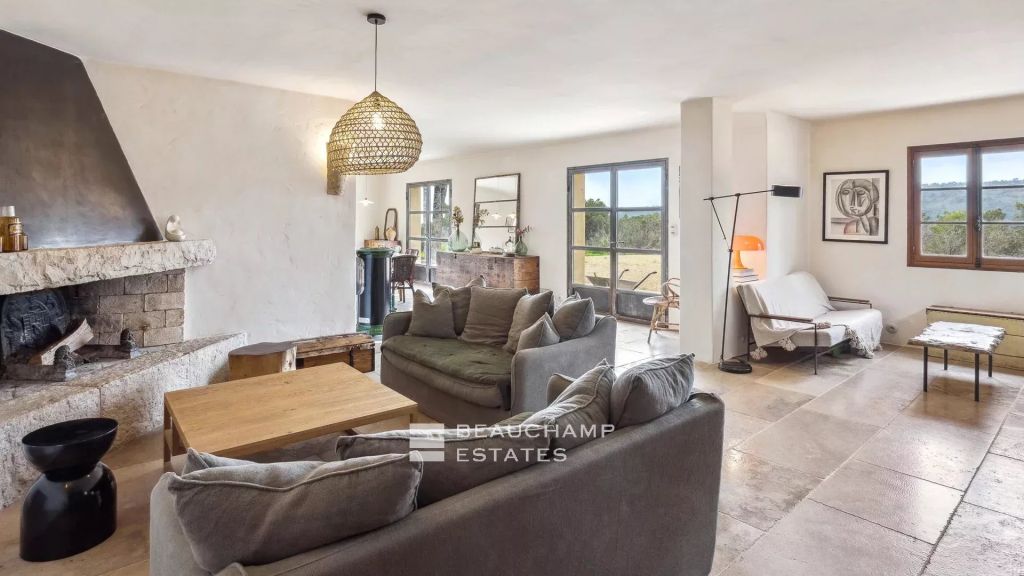 Charming 4-bedroom villa with panoramic views – Bargemo