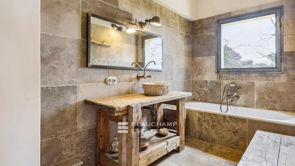 Charming 4-bedroom villa with panoramic views – Bargemo