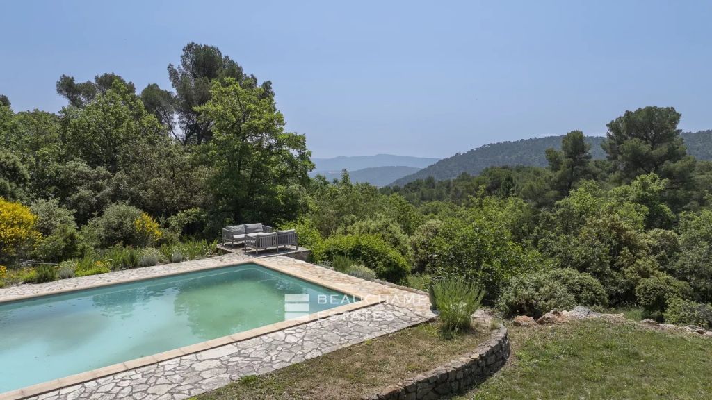 Charming 4-bedroom villa with panoramic views – Bargemo