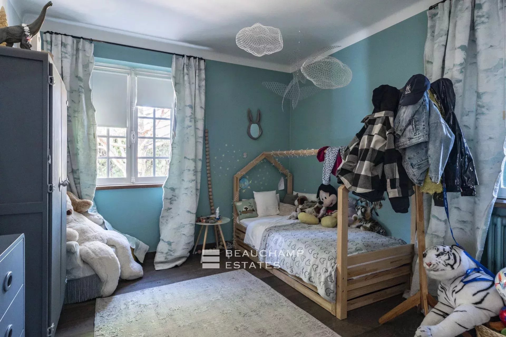 Villa de charmes de 6 chambres à proximité du vieil Antibes Charming 6-bedroom villa near Old Antibes