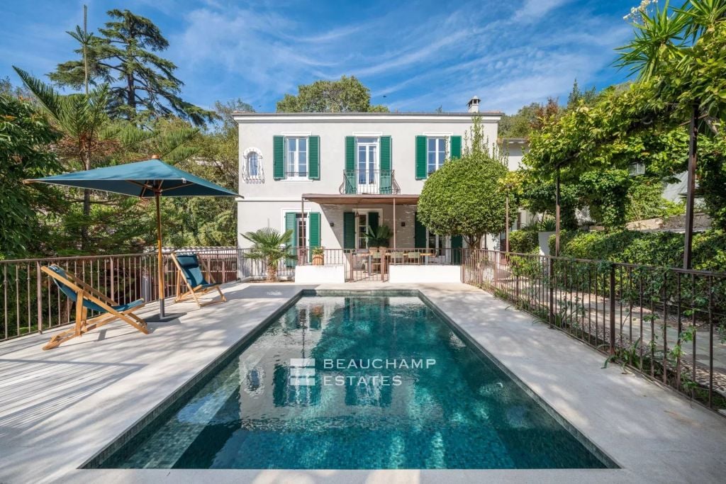 Charming contemporary 6-bedroom villa in the heart of Cannes Californie