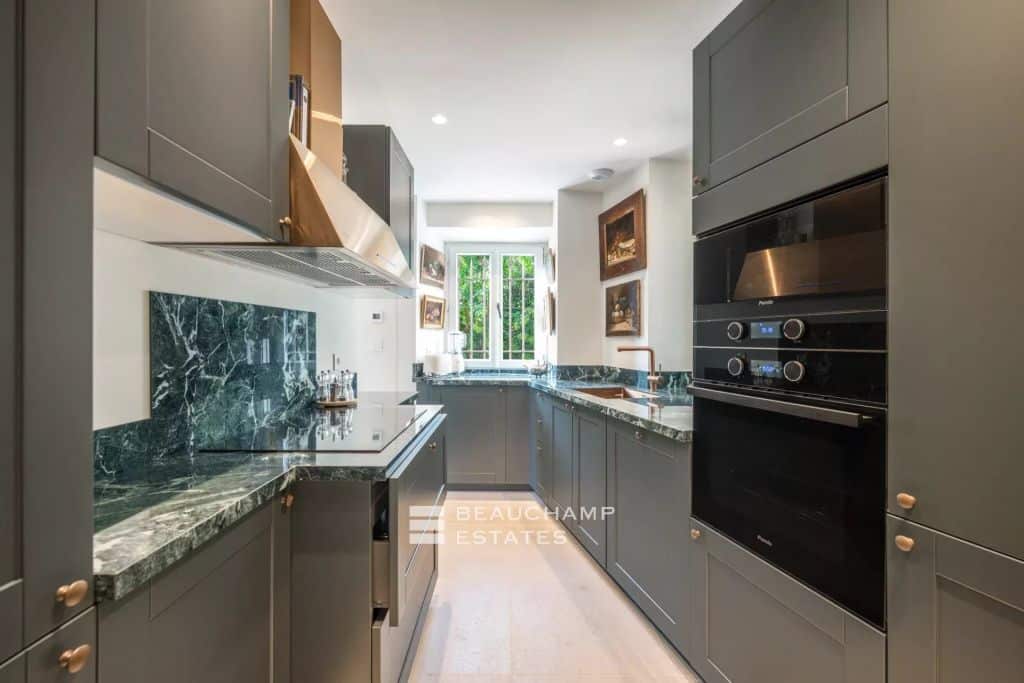Charming contemporary 6-bedroom villa in the heart of Cannes Californie