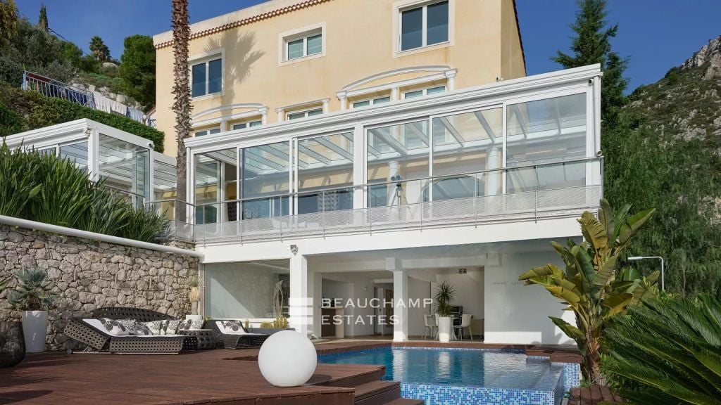 Èze – Contemporary 4-Bedroom Villa with Infinity Pool, Jacuzzi and Panoramic Sea View