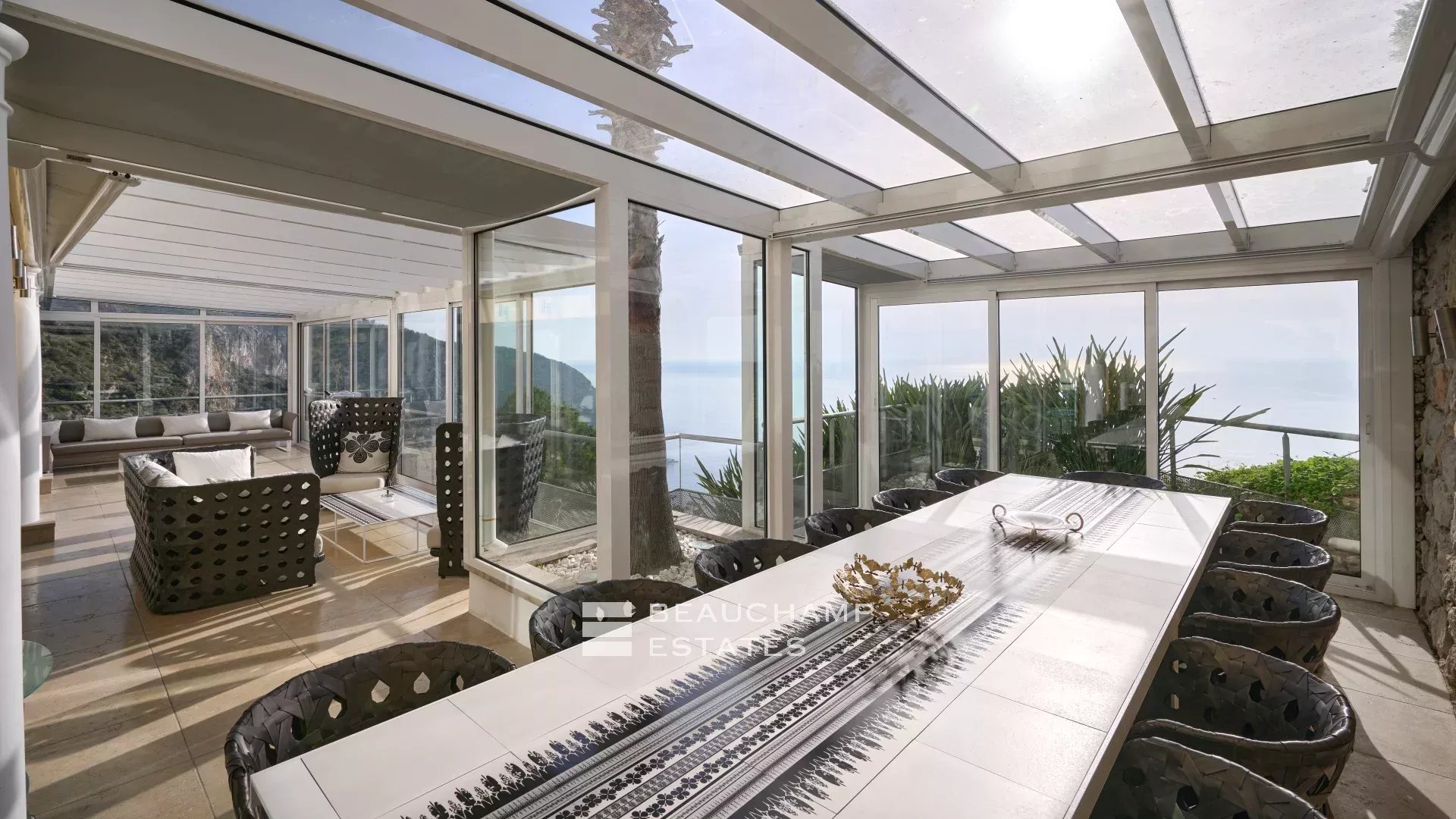 Charming contemporary villa with 4 bedrooms in Eze Charming contemporary villa with 4 bedrooms in Eze