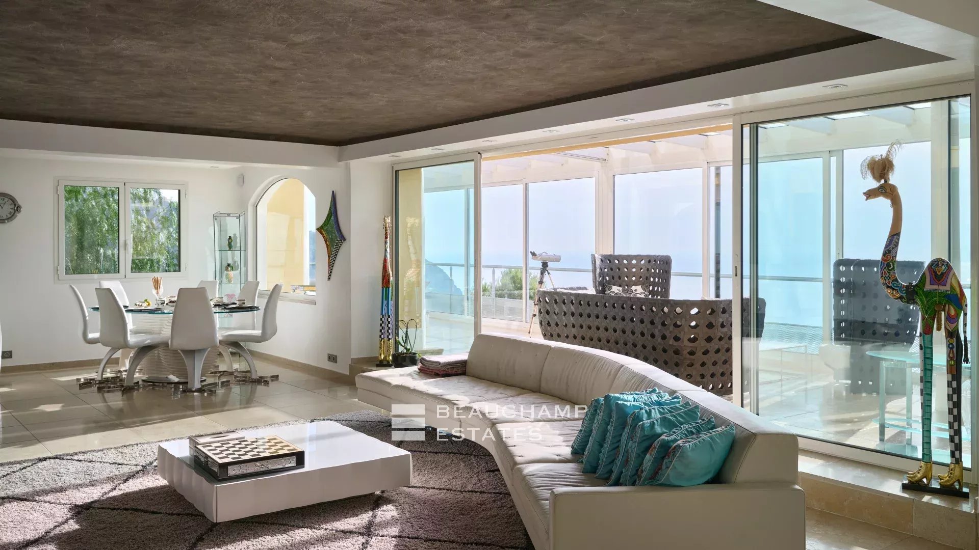 Charming contemporary villa with 4 bedrooms in Eze Charming contemporary villa with 4 bedrooms in Eze