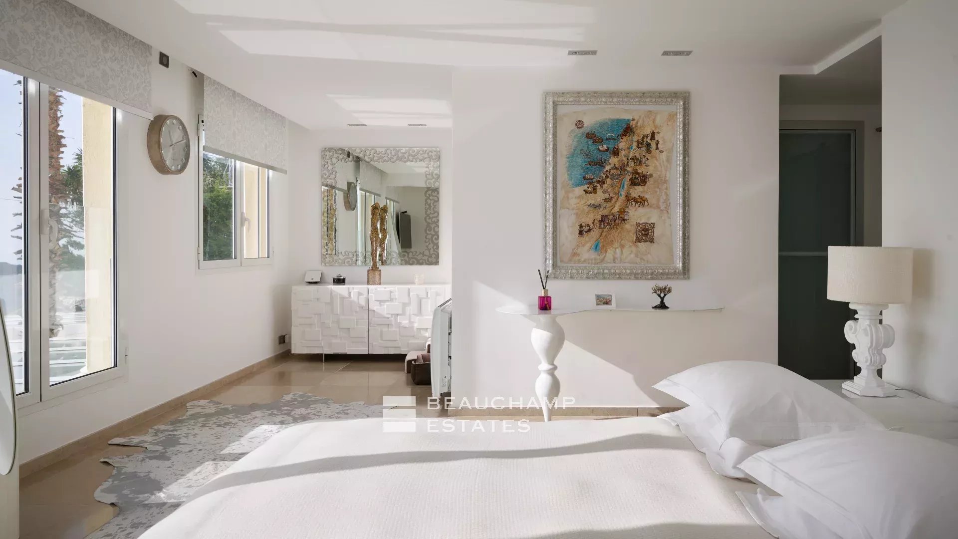 Charming contemporary villa with 4 bedrooms in Eze Charming contemporary villa with 4 bedrooms in Eze