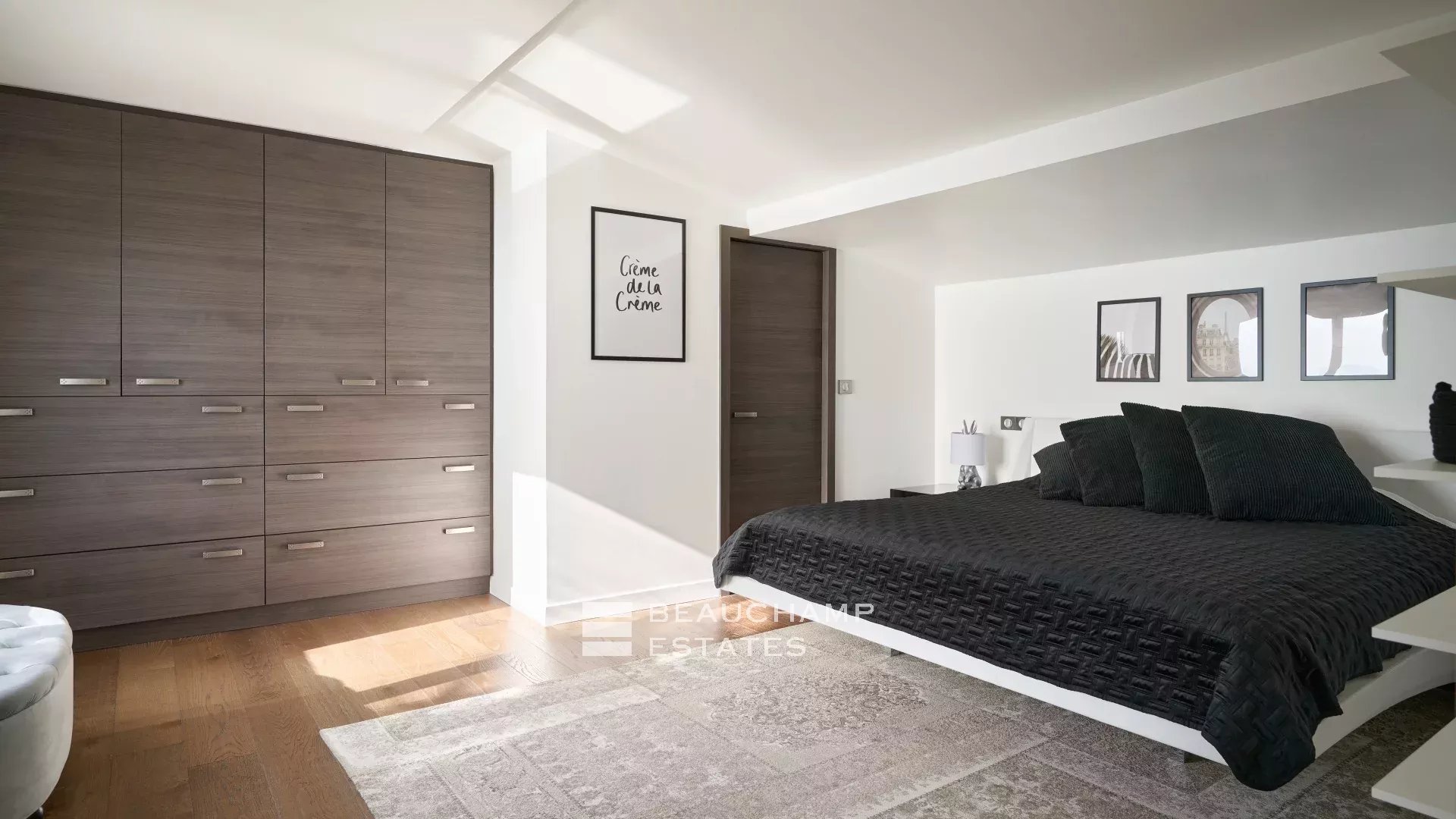 Charming contemporary villa with 4 bedrooms in Eze Charming contemporary villa with 4 bedrooms in Eze