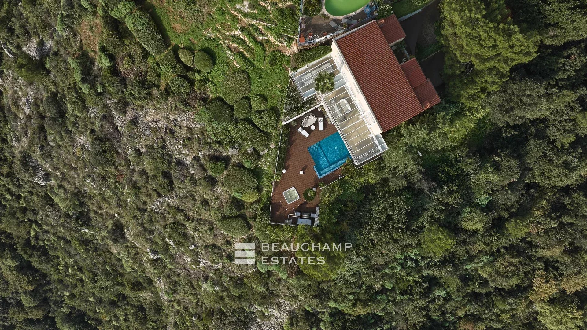 Charming contemporary villa with 4 bedrooms in Eze Charming contemporary villa with 4 bedrooms in Eze