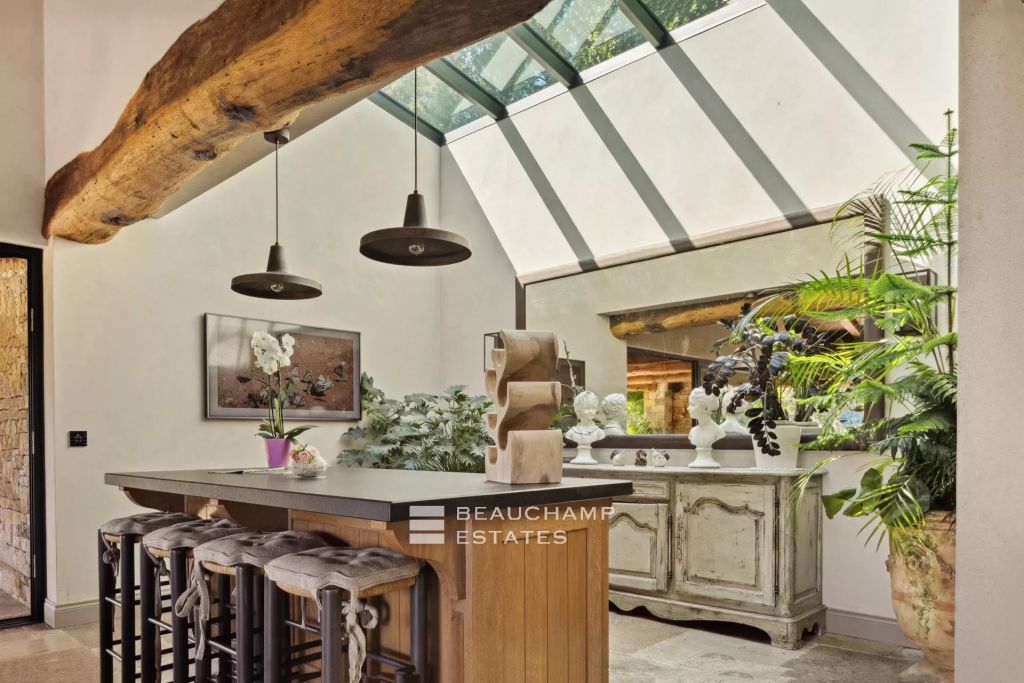 Charming property with swimming pool