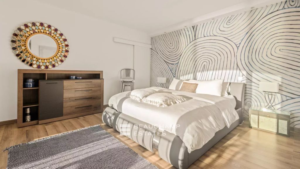 Charming Villa in Théoule-sur-Mer with sea view