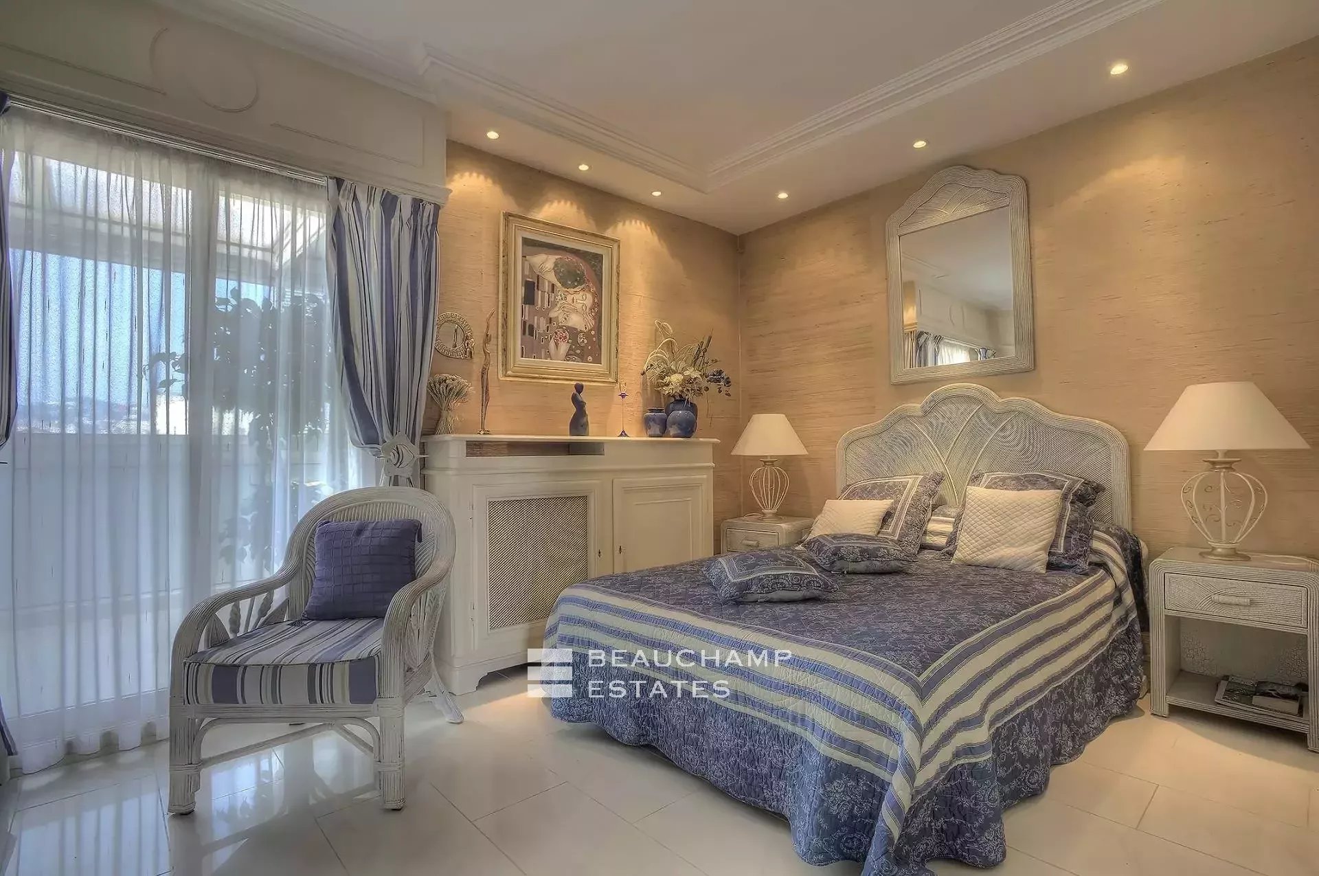 Comfortable 1 bedroom apartment with terrace Comfortable 1 bedroom apartment with terrace