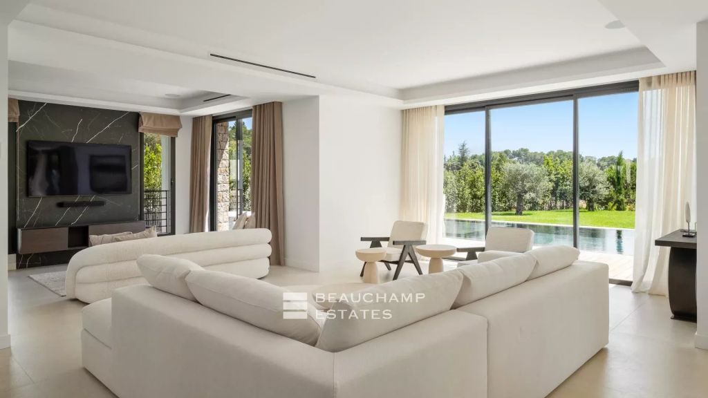 Contemporary 3-bedroom villa in the heart of a quiet residential neighborhood in Mouans-Sartoux