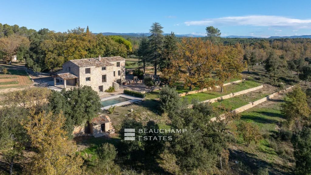 Contemporary 5-bedroom bastide with panoramic views – Lorgues
