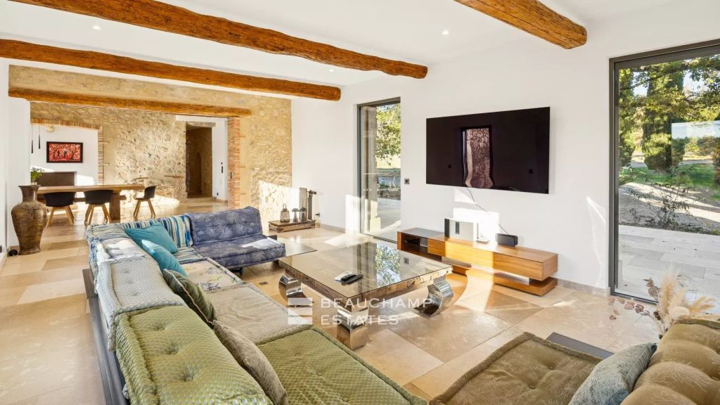 Contemporary 5-bedroom bastide with panoramic views – Lorgues