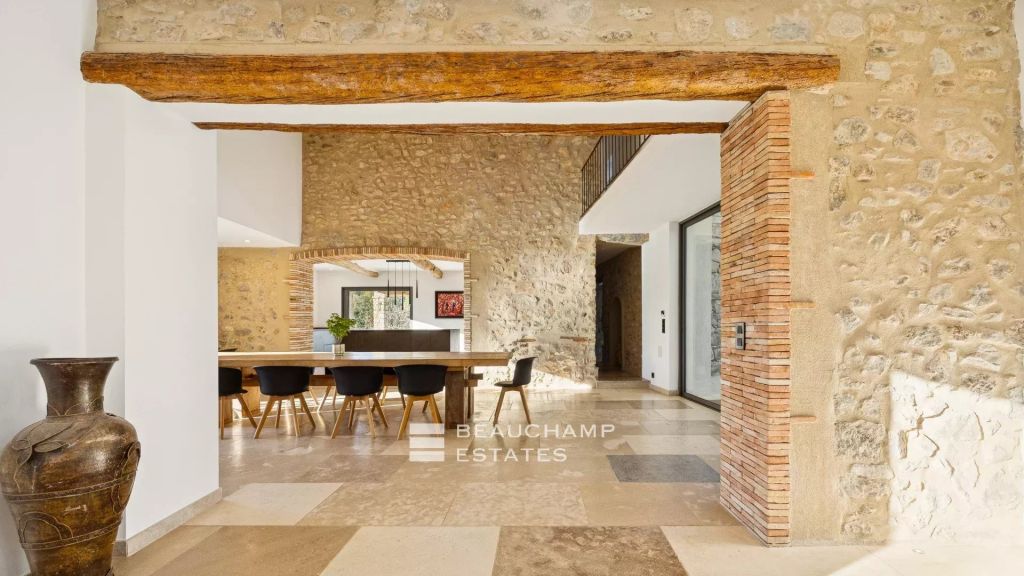 Contemporary 5-bedroom bastide with panoramic views – Lorgues