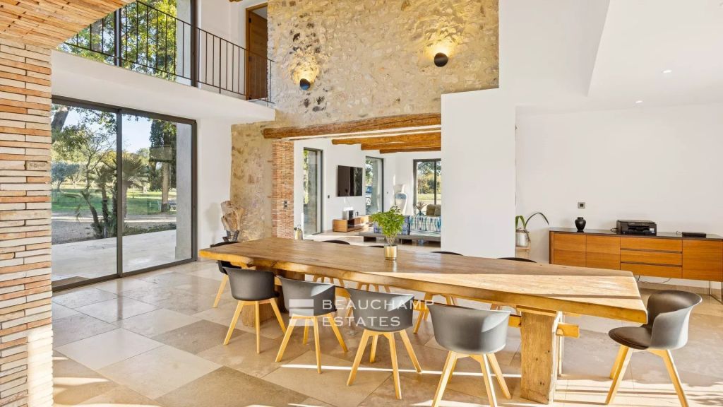 Contemporary 5-bedroom bastide with panoramic views – Lorgues