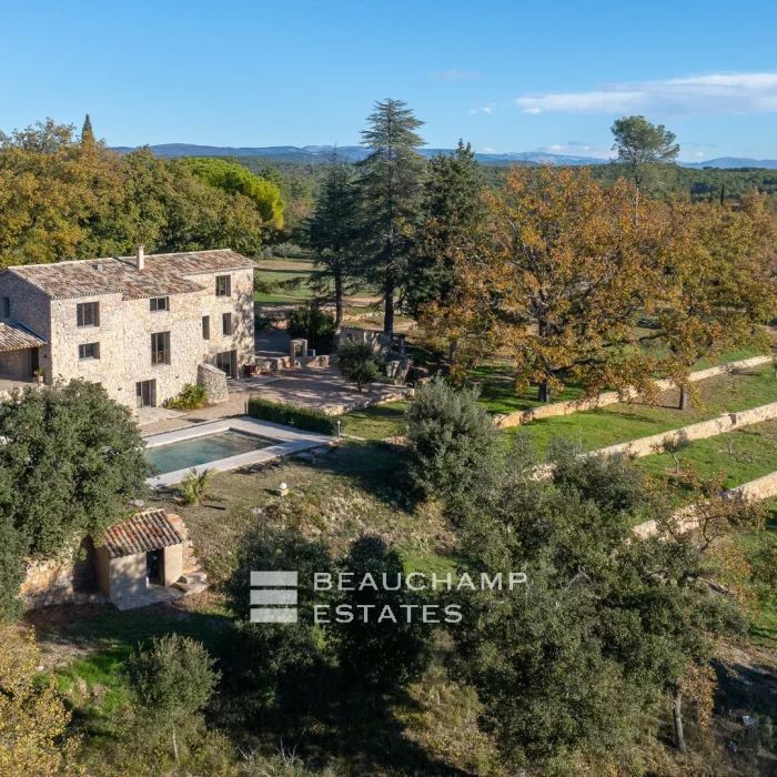 Contemporary 5-bedroom bastide with panoramic views – Lorgues