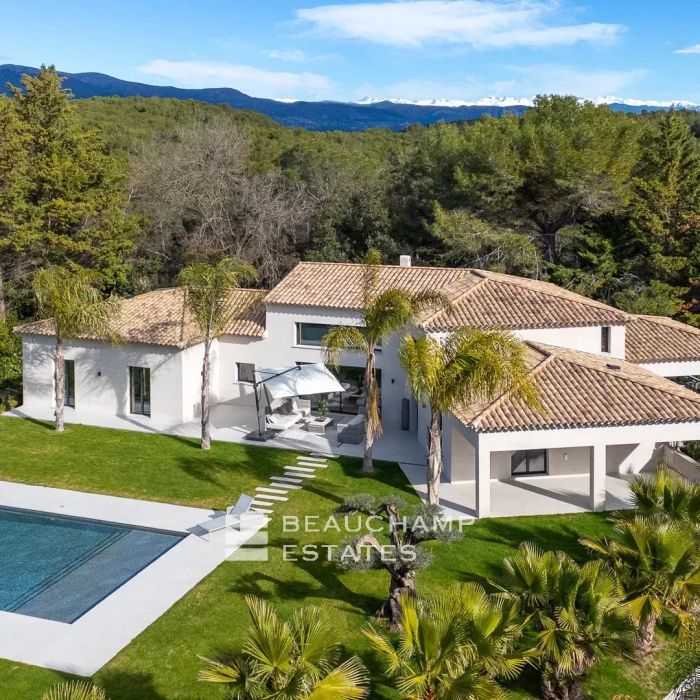 Villa contemporaine 5 chambres avec piscine – Mougins la Valmasque