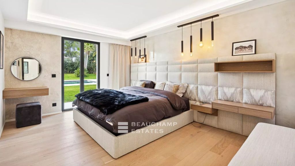 Contemporary 5-bedroom Villa with swimming pool – Mougins La Valmasque