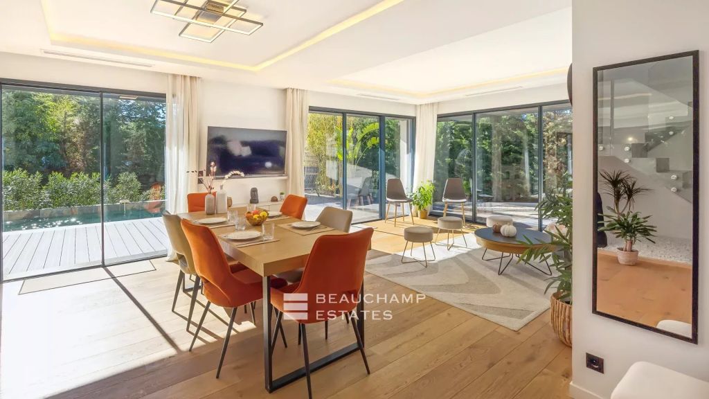 Contemporary 6-bedroom villa in a residential neighborhood of Mougins