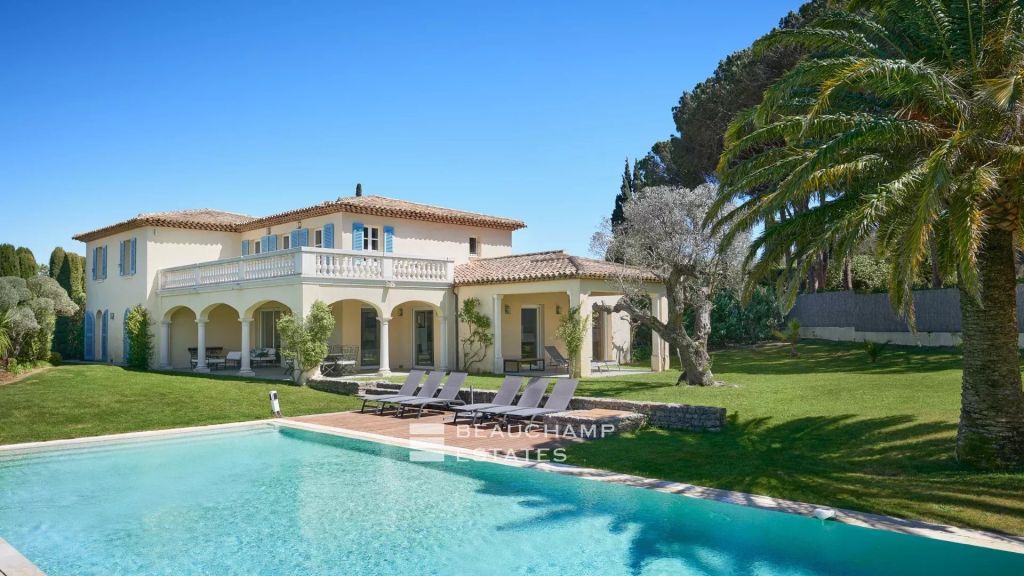 Charming Provençal-style villa in the centre of Saint-Tropez