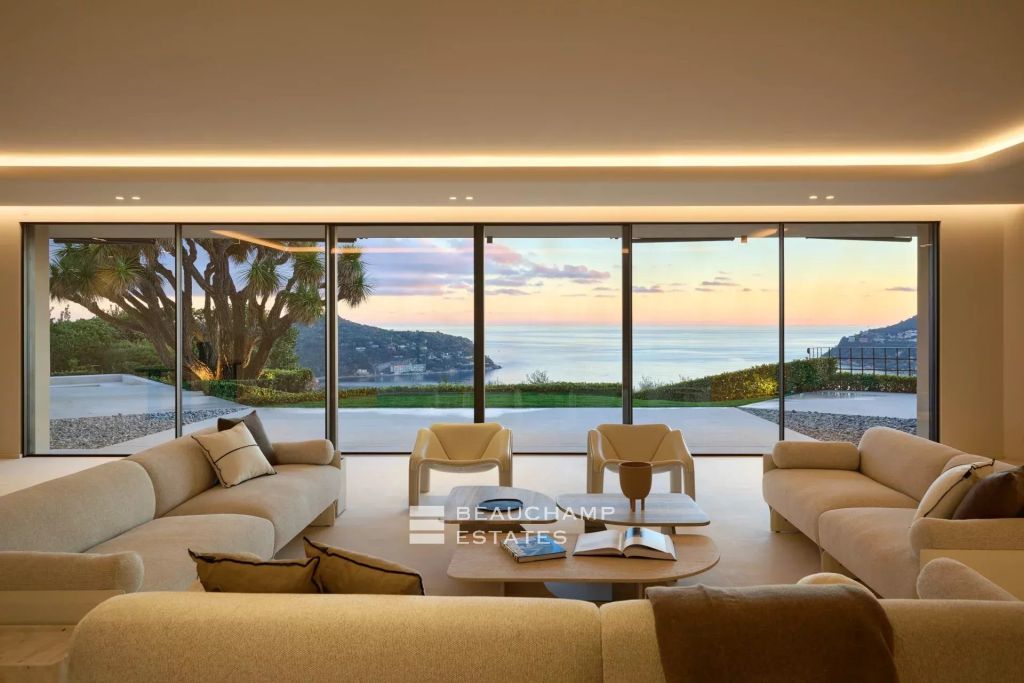 Contemporary 6-Bedroom Villa with Panoramic Sea Views –  Saint-Jean-Cap-Ferrat