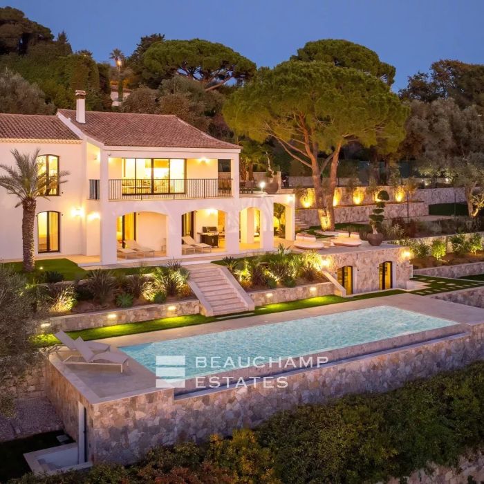 Contemporary villa with sea view, 5 bedrooms – Le Cannet