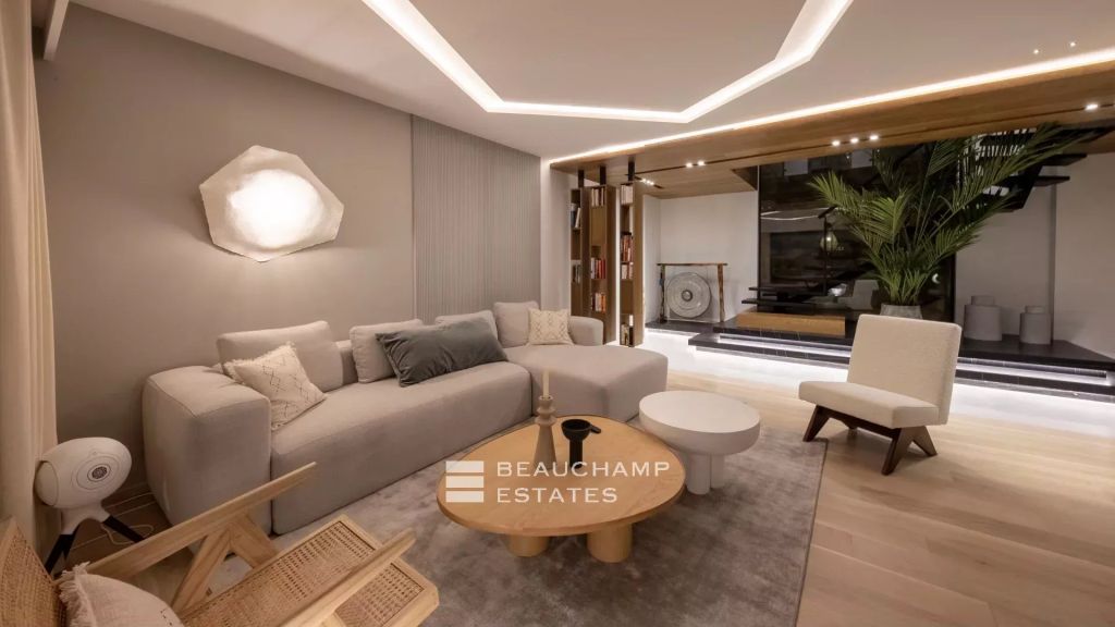 Cozy modern 4-bedroom villa in the hills of Cannes