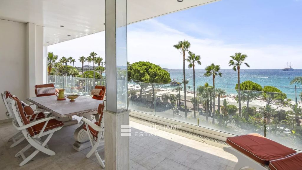 Croisette Cannes – Panoramic sea view apartment
