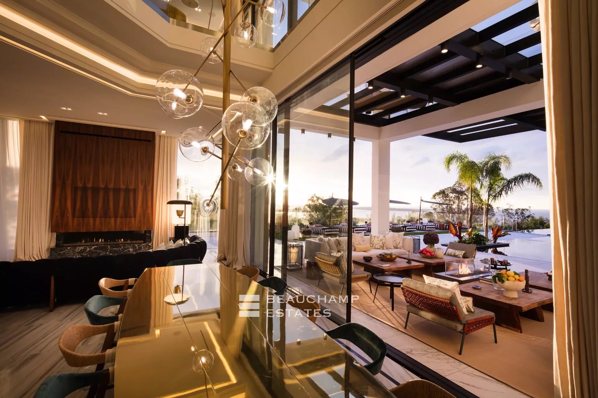 Exceptional 11-bedroom property offering high-end amenities in Cannes Exceptional 11-bedroom property offering high-end amenities in Cannes